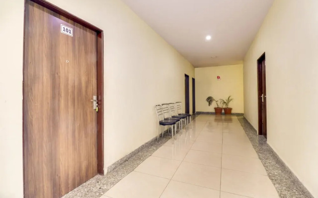 Oyo 6697 Hotel Green Lemon