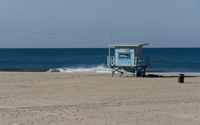 Entrada Playa Suites