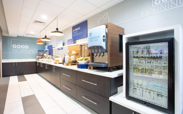 Holiday Inn Express Plymouth by IHG