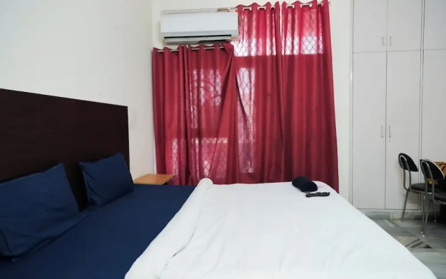 Roomshala 112 Hotel Blissbourn
