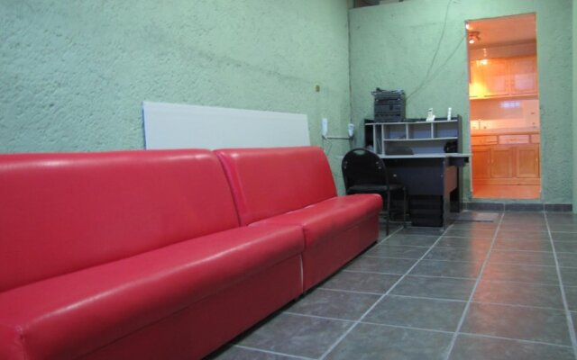 Guest Green - Adults Only - Hostel