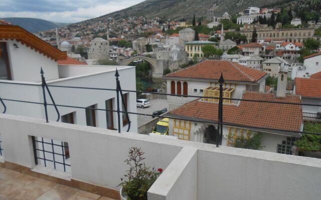Villa Anri