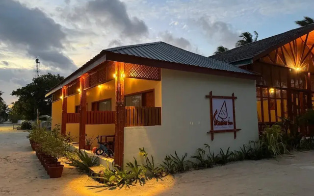 Rattehi Inn at Rakeedhoo