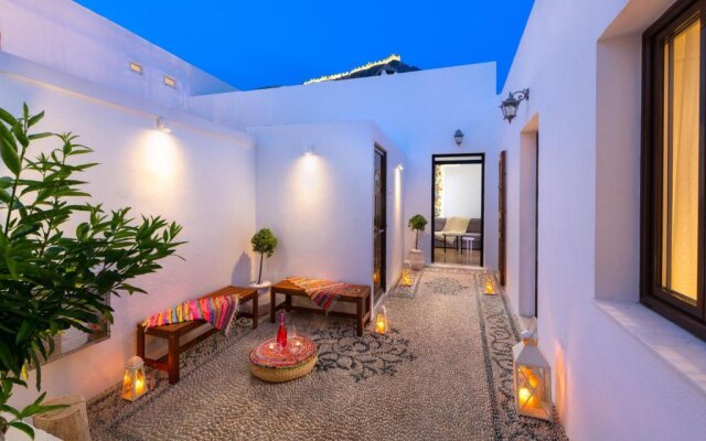 Luxury Rhodes Villa Diamond Villa Hot Tub Beautiful Terrace 3 Bdr Lindos