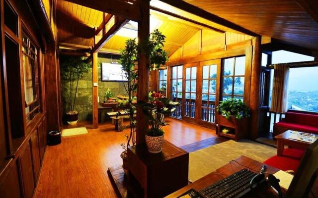 Lijiang Yiran Ethnic custom Viewing Inn