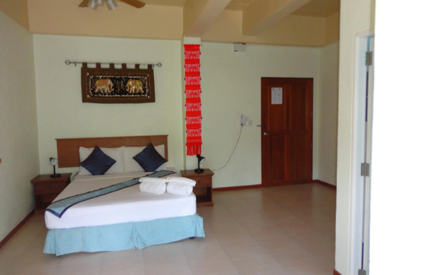 VIVA on the Beach Hotel