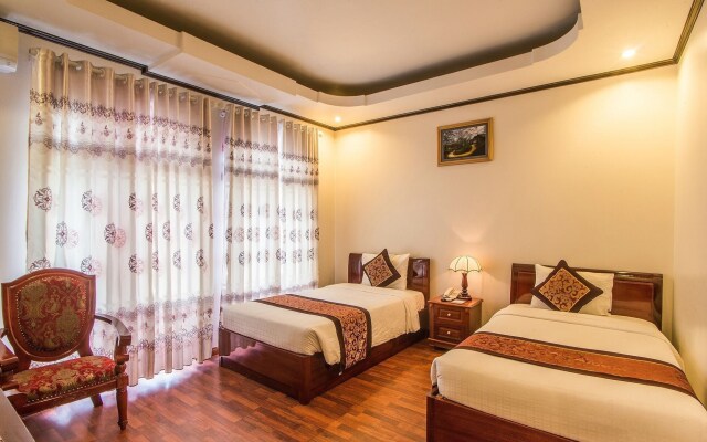 Arengo Sapa Hotel