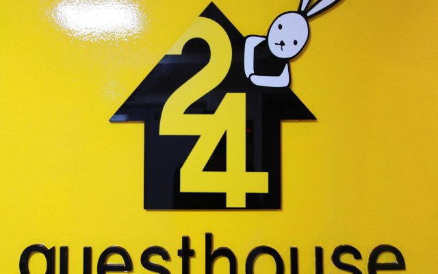 24 Guesthouse Myeongdong Town