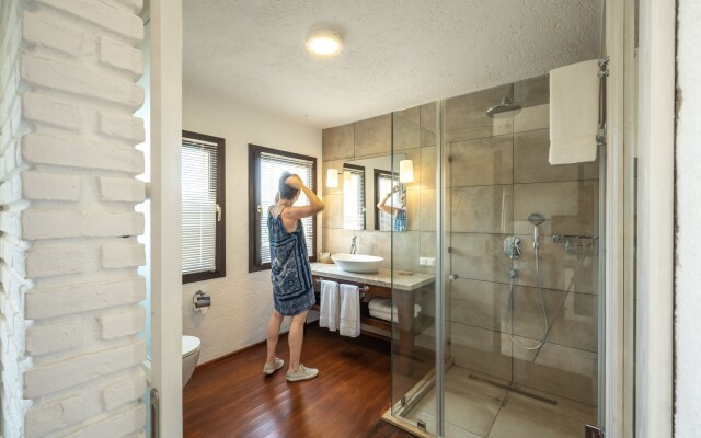 4Reasons Hotel And Bistro