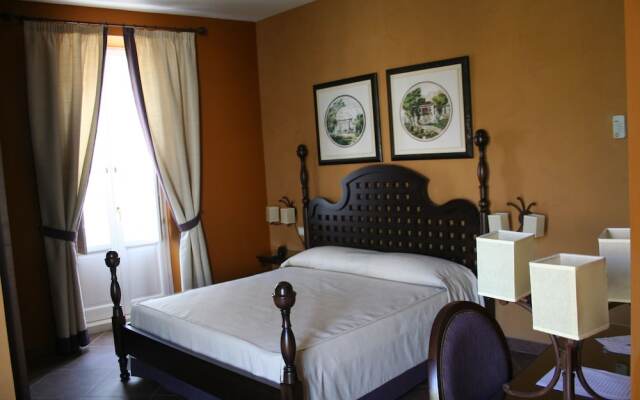 Lhotel Dei Coloniali