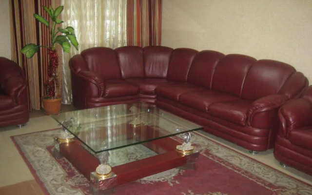 Tan-Sholpan Hotel