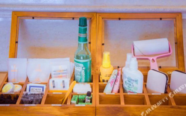 Vienna International Hotel (Ya'an High-speed Railway Station)