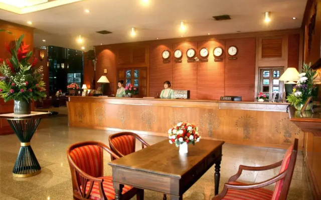 Royal Lanna Hotel
