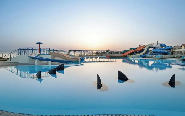 White Olive Marine Aquapark