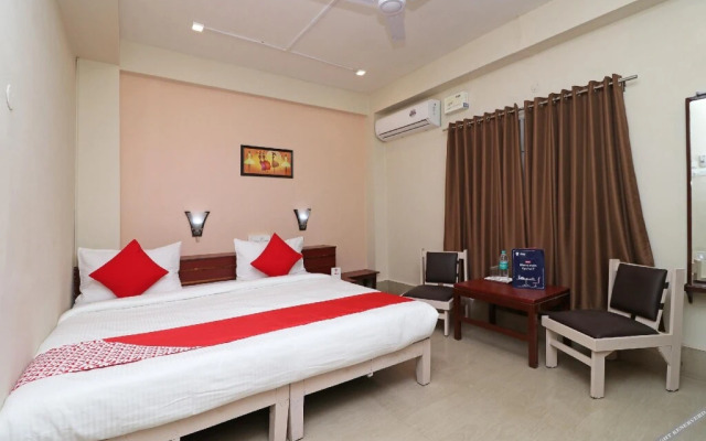 OYO Rooms International Hospital GS Road