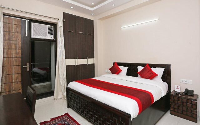 OYO 9997 Sohna Road