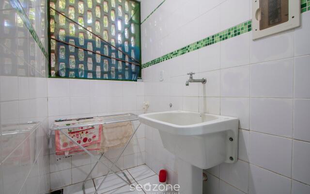 Apto com piscina prox da Praia de Araçaípe ADM0104