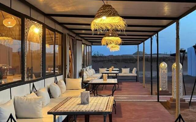 luxury camp jumeirah resort
