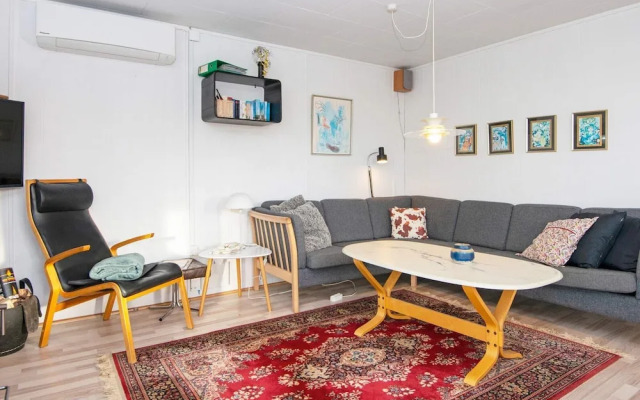 6 Person Holiday Home in Lemvig