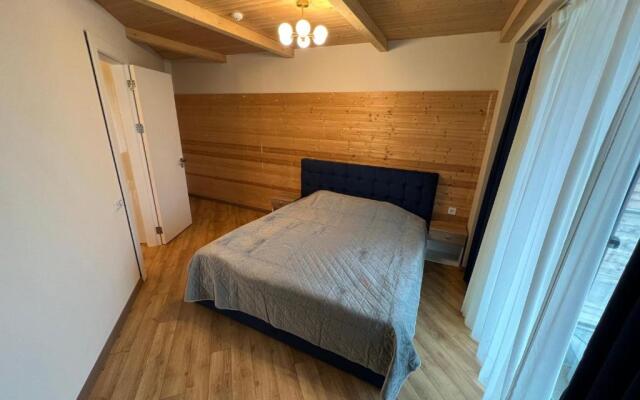 RedHubCo New Gudauri Loft 1, Redco 506