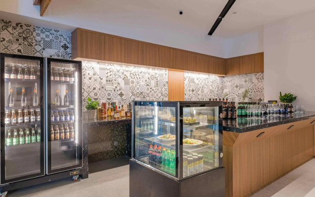 UrCove by HYATT Hangzhou Riverside CBD