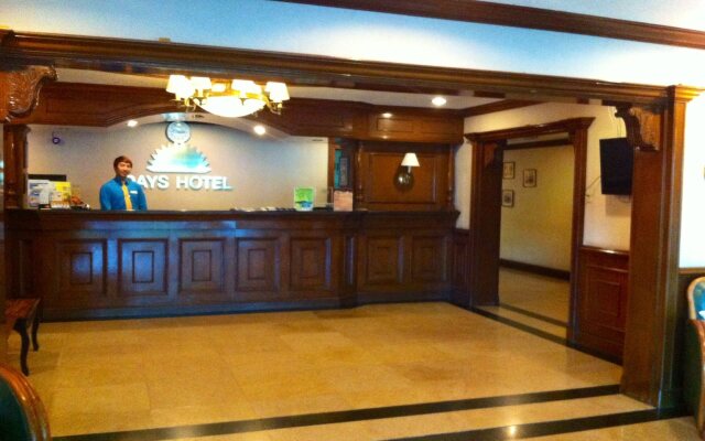 Days Hotel Batangas