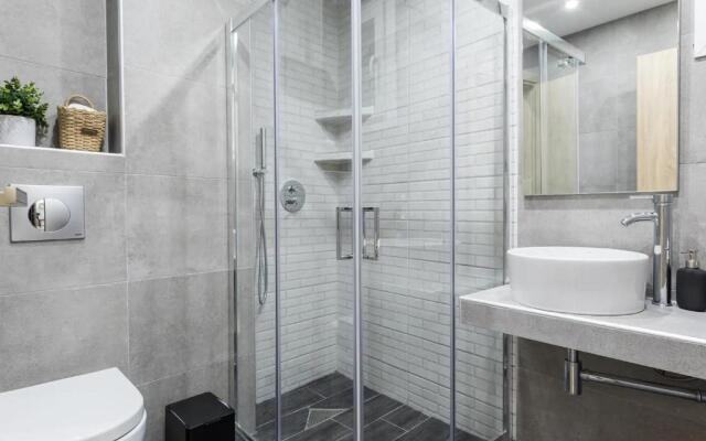 J&T Central Apartment
