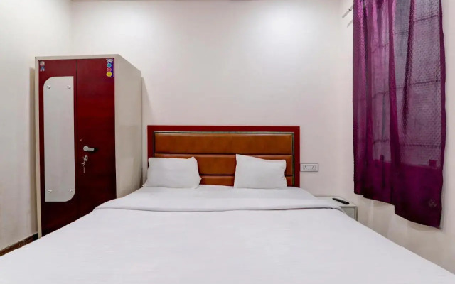 Oyo Flagship 805853 Hotel Neelkanth