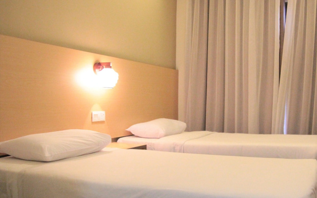 Lipis Plaza Hotel – Guest Rooms – Kuala Lipis