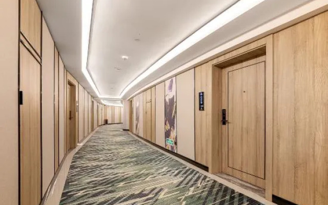 PULLYEAH Hotel