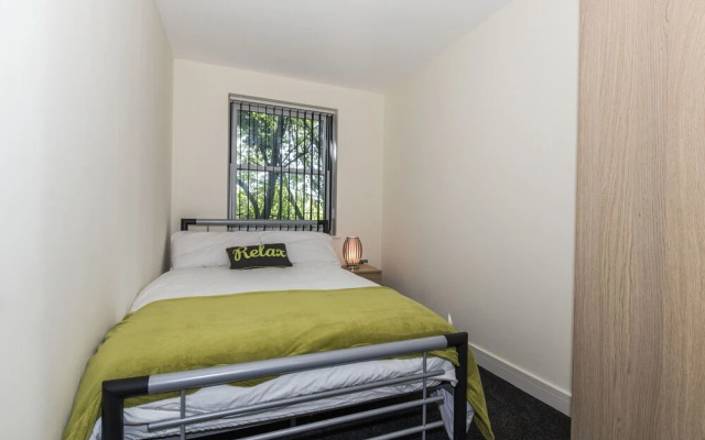 Pullman House Serviced Apartments