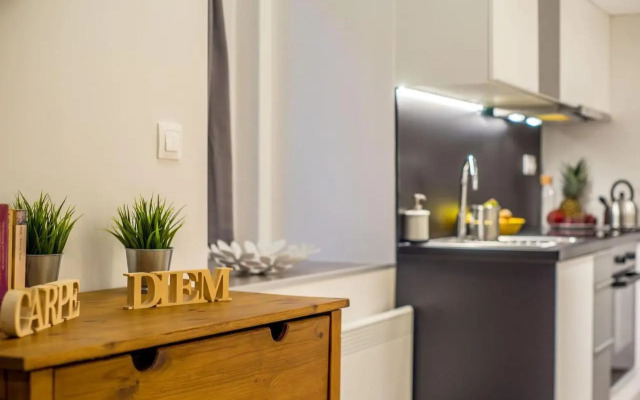 Cozy Downtown Studio Apartment