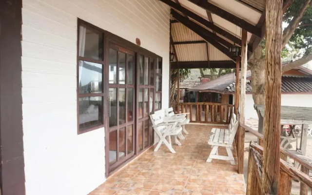 Baanboonpetch Resort