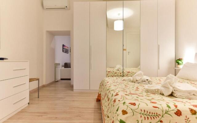 BMGA l Coliseum Rome Apartment 1Bdr for Couples