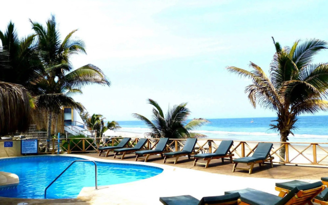 Máncora Beach Bungalows