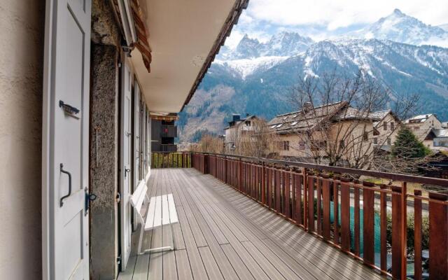APARTMENT PRESIDENT - Alpes Travel - Central Chamonix - Sleeps 12