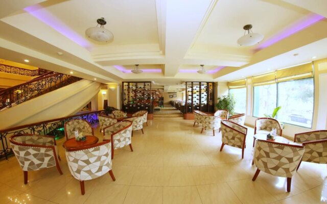 The Tray Hotel