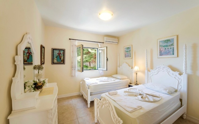 Villa Asteri