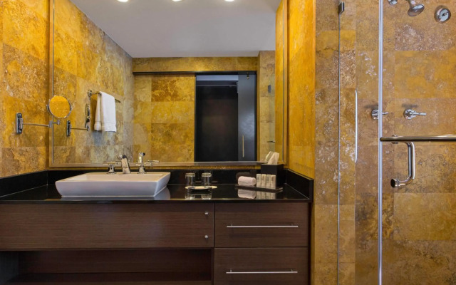 Le Meridien Panama