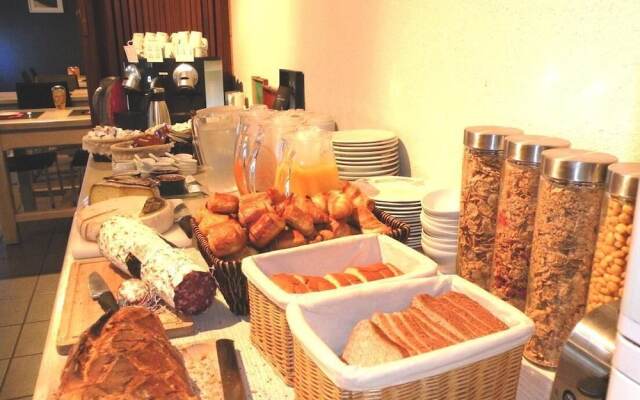 Hôtel Le Pont Bernet