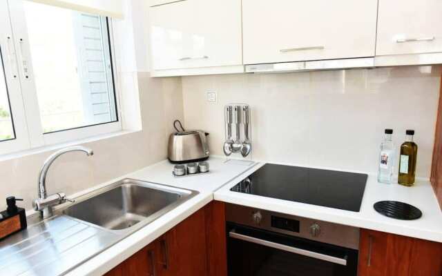Lovely Seaview Apartment in Chania