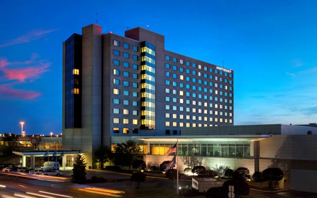 Hyatt Regency Pittsburgh International Airport