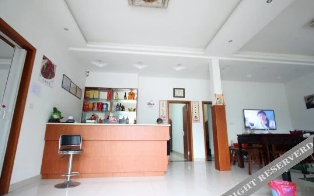 Qinqijia Hotel