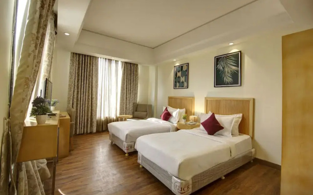 Saltstayz Select - Galleria Market & Golf Course Road