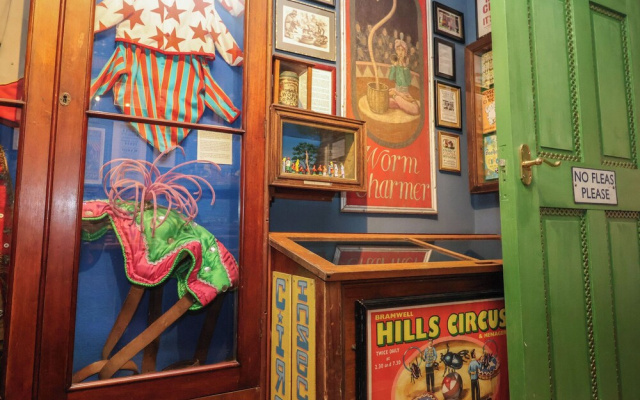 The Orchard Close Art House