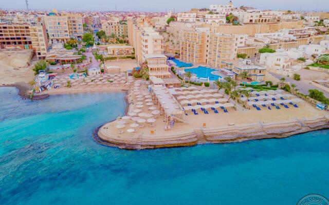 King Tut Aqua Park Beach Resort