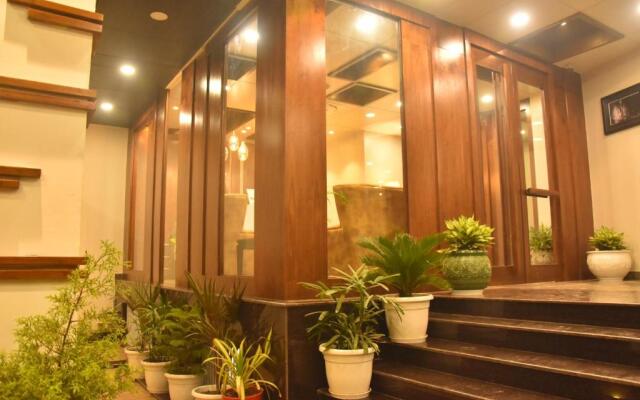 Hotel Abhinav International
