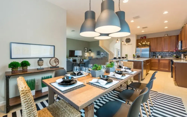 4557 Bella Vida House 6 Bedroom by Florida Star