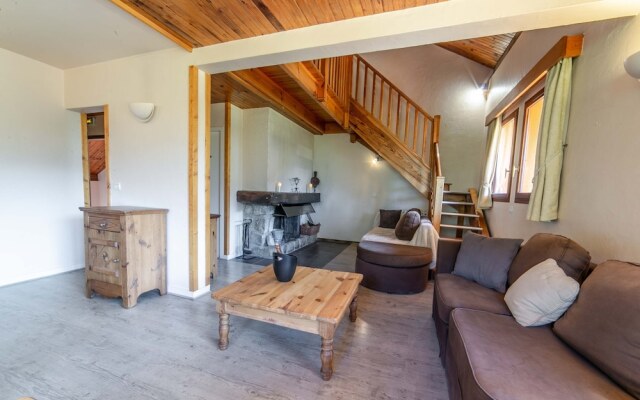 Authentic Chalet Méribel Village Close to the slopes