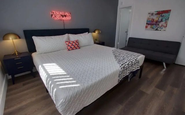 Suites at 23 Palms By RocketStay